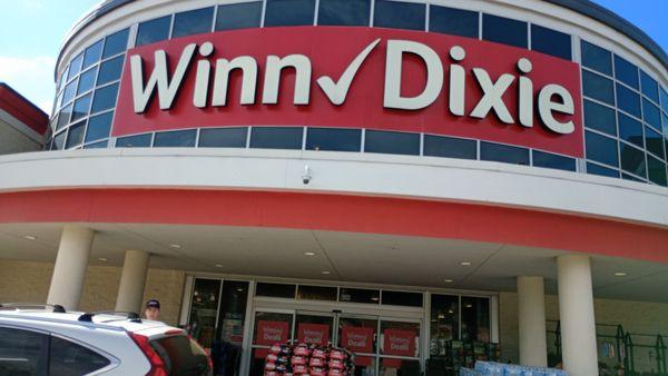 same winn dixie but pointing more west of the northwest