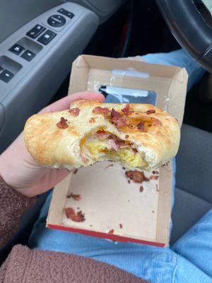 Bacon,Egg & Cheese Handheld