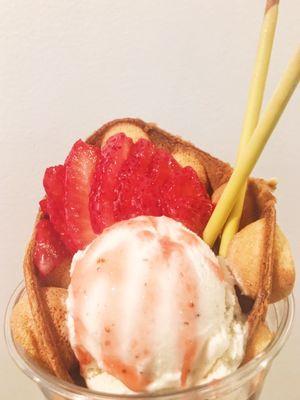 Hong Kong Egg Waffle: vanilla, strawberries, Pocky