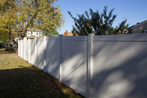 Vinyl Fencing for Total Privacy