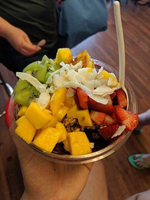 Tropical acai bowl