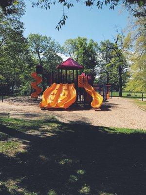 Hide & seek, tag, five kinds of slide - boredom is not an option here for kids.