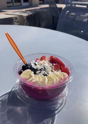 Dragon fruit delight bowl