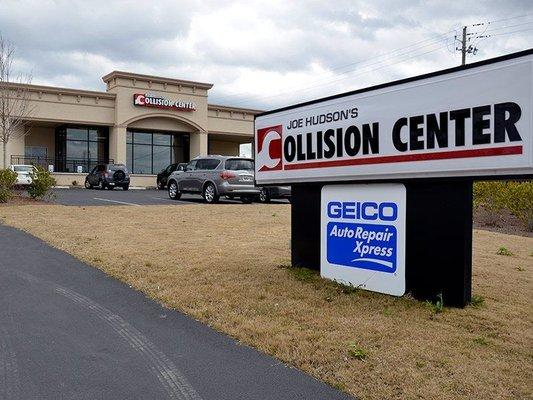 Joe Hudson's Collision Center auto body repair shop