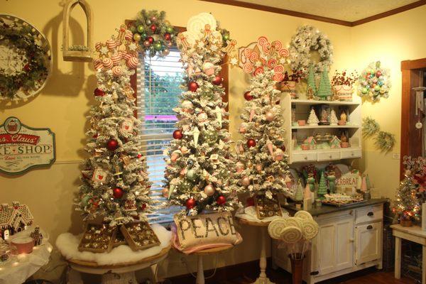 The Gingerbread Room is a Christmas delight!  Ornaments, figures, wall art and candles celebrate this favorite holiday treat!