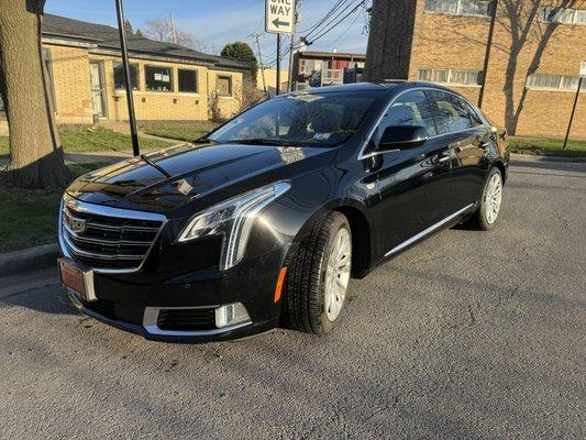 Cadillac XTS Black service