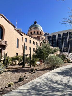 Along the turquoise trail at the courthouse