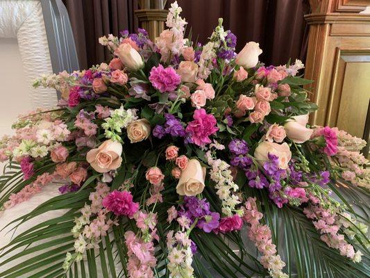 Casket arrangement