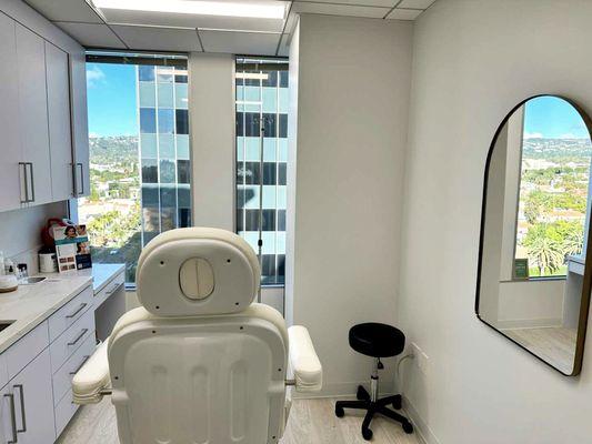 Redox Medical Group Treatment Room