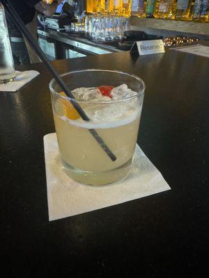 Whiskey sour 10/10  not too sweet, perfect flavor, well balanced