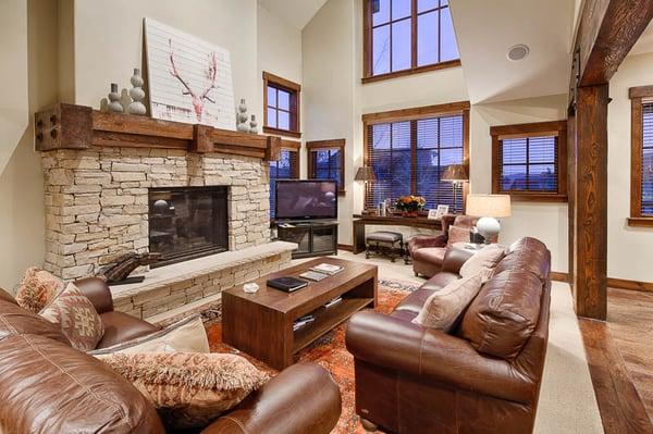 Great Room in a 4-bedroom stand-alone "Cottage" at Silver Star