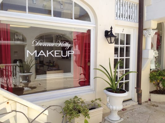 Donna Kelly Makeup Studio