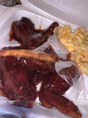 Fried BBQ Chicken W. Mac & Cheese