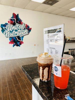 Banana Split shake and citrus tea!!!