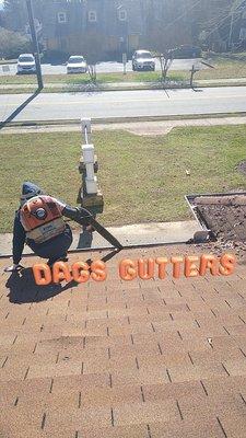 Gutter cleaning in Atlanta