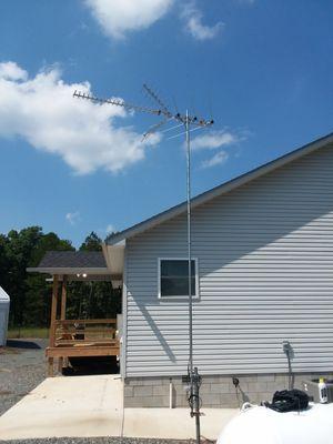 Channel Master 100 mile digital advantage antenna.