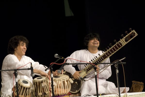 Zakir Hussain & Niladri Kumar - Sanders Theatre