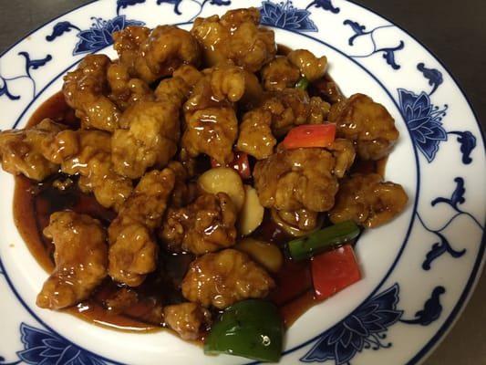 Never can go wrong with the General Tso's Chicken!