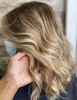 balayage light honey