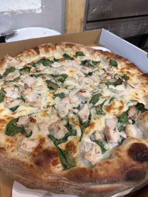 Chicken Alfredo Pizza