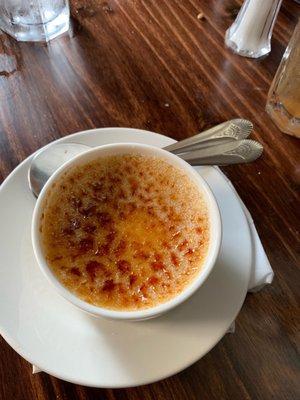 Crème brûlée -- best!