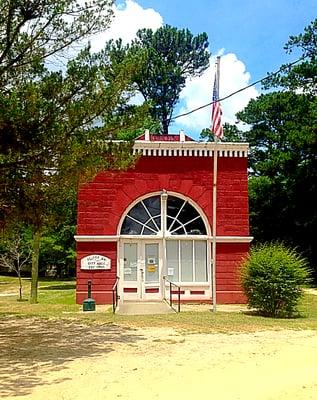 Town Hall in Oliver, GA