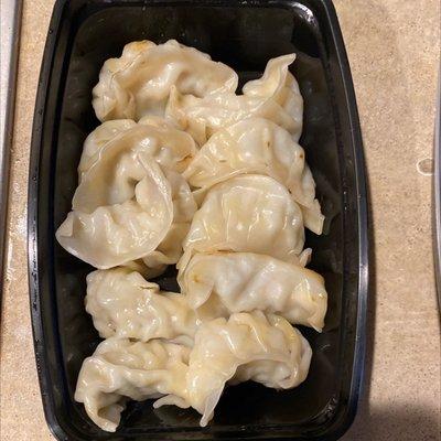 Steamed chicken dumplings