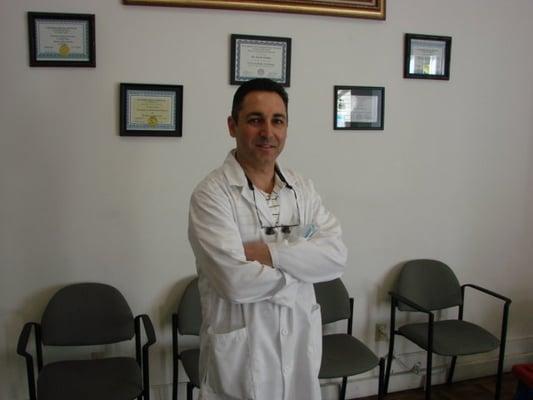 Farzin Farhan, DDS Local Dentist Near Los Angeles