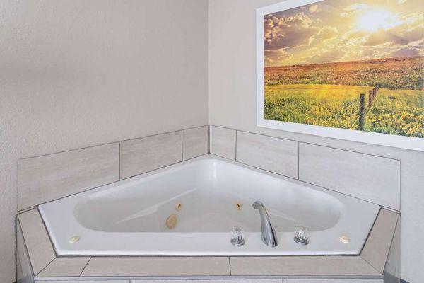 Guest room bath