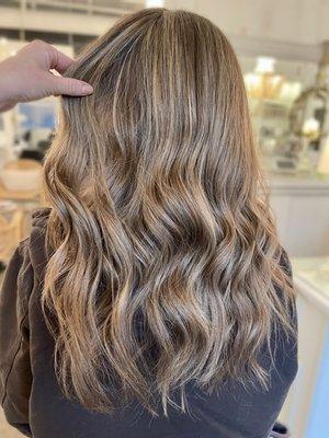 Low maintenance baby light and balayage