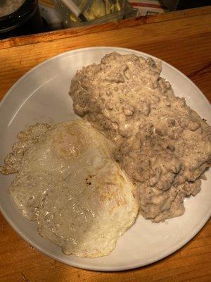 Homemade sausage gravy