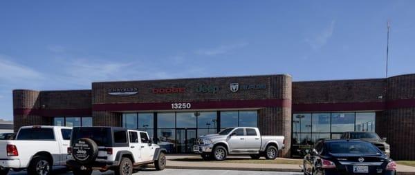 Welcome to Oklahoma's Bob Howard Chrysler Jeep Dodge RAM!