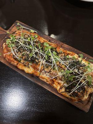 390539. Unagi Eel Pizza