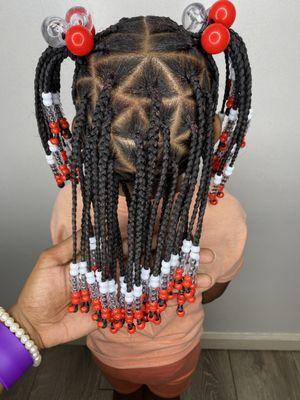 Kids knotless braids + beads and accessories.