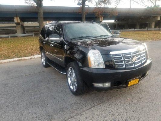 Chevrolet suburban LTZ One of the Best Full SUV with 7 seats and a spacious back for the matching luggage. Comfortable, Luxry yet affordable