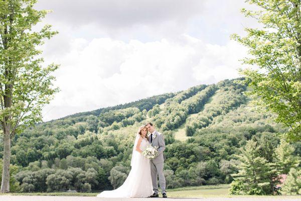 Summer wedding at Greek Peak Resort, Cortland NY