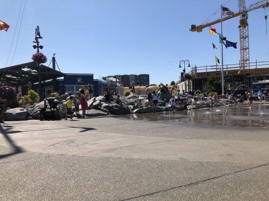 The fountain area for the kids to play in