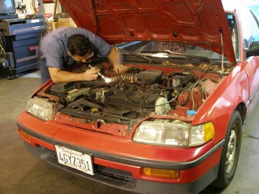 Avy inspects under the hood