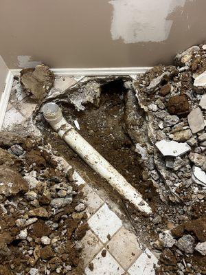 Underground toilet pipe replacement