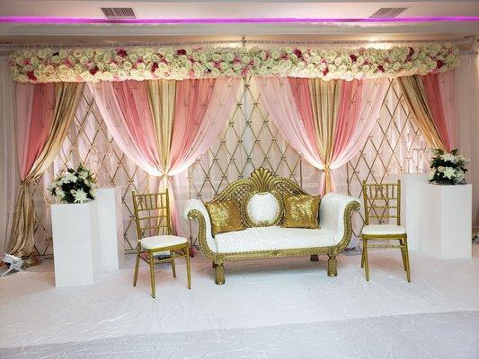 Decor at Regal by Bandhan Celebrations