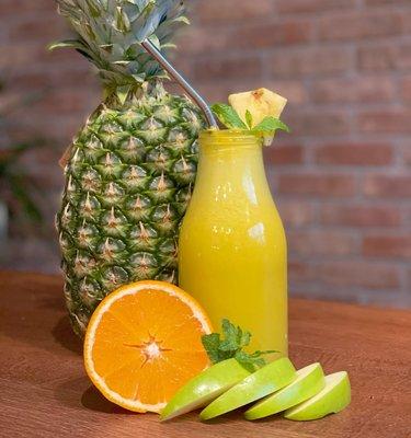 Sunshine in the Bottle - Pineapple, Orange & Green Apple