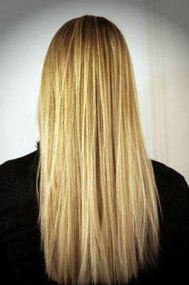 Gorgeous blonde balayage.