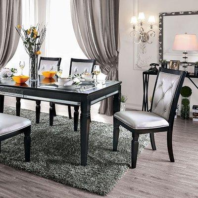 Dining set available in stock