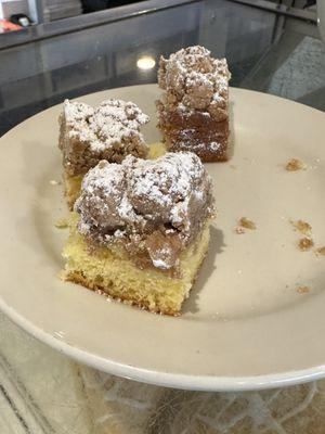 Crumb cake