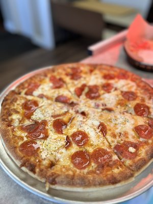 Pepperoni, ricotta, & Hot honey!