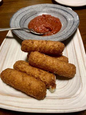 Mozzarella sticks