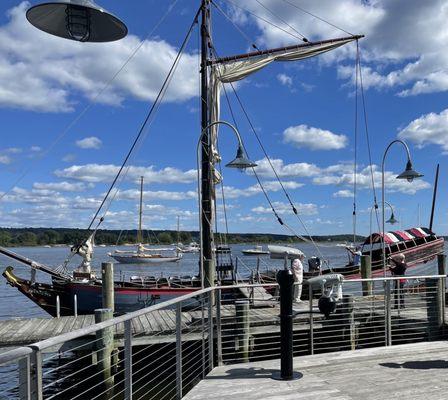 Onrust ship at Ct River museum