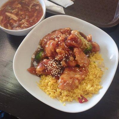 Golden sesame chicken (wiz fried rice)