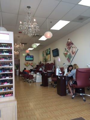 Shot of the salon.. Pretty chandeliers!