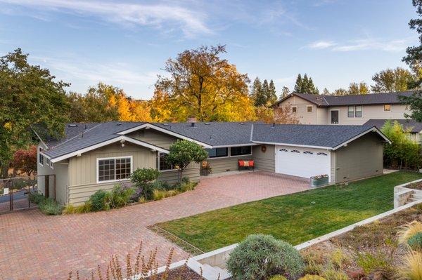 377 Shady Glen Road, Walnut Creek 4 Bedroom, 2 Bathroom, 1946 Sq.Ft. on 0.60 acres. $1,240,000